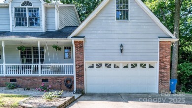 Beautiful 4 Bedroom 2.5 Bath Home In Golf Community w/NO HOA's! on Mooresville Golf Course in North Carolina - for sale on GolfHomes.com, golf home, golf lot