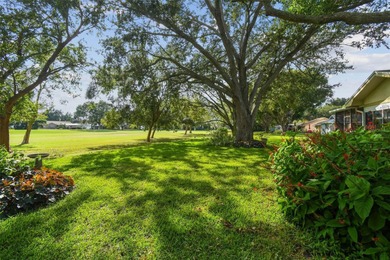 Welcome to this beautifully maintained 3-bedroom, 2-bath on Beacon Woods Golf Club in Florida - for sale on GolfHomes.com, golf home, golf lot