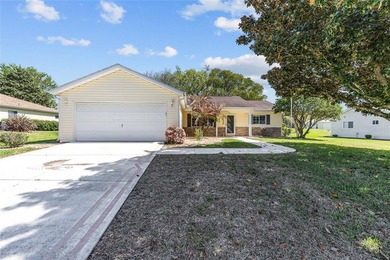 Welcome to this inviting Chestnut model home with an open 2/2/2 on Eagle Ridge At Spruce Creek Country Club in Florida - for sale on GolfHomes.com, golf home, golf lot