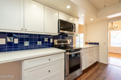 This spacious 3-bedroom, 2-bath residence offers 1,832 sq ft of on PalmBrook Country Club in Arizona - for sale on GolfHomes.com, golf home, golf lot