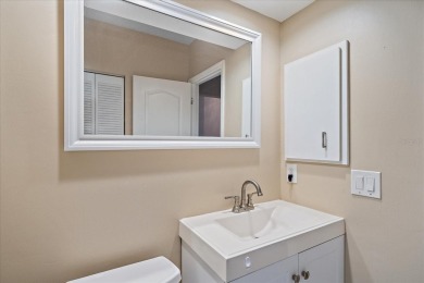 Beautiful 3-Bed, 2.5-Bath Home in Colony Place at Waterford with on Waterford Golf Club in Florida - for sale on GolfHomes.com, golf home, golf lot