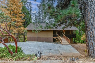 Charming 3 to 4 Bedroom Mountain Retreat in Blue Lake Springs ! on Sequoia Woods Country Club in California - for sale on GolfHomes.com, golf home, golf lot