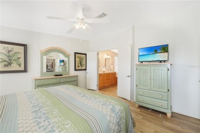 3 BEDROOM SPLIT FLOOR PLAN, loads of sunlight, super clean!!! on Maple Leaf Golf and Country Club in Florida - for sale on GolfHomes.com, golf home, golf lot
