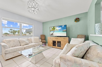 Charming 1-bedroom condo in the vibrant 55+ Kings Point on Kings Point Golf - Executive in Florida - for sale on GolfHomes.com, golf home, golf lot