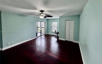 Light, bright & spacious 2 bed/2 bath beautiful home w/lake on Marina Lakes Golf Course in Florida - for sale on GolfHomes.com, golf home, golf lot