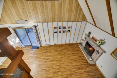 Charming Chalet with OVERSIZED SCREENED-IN PORCH in Amenity-Rich on The Hideout Golf in Pennsylvania - for sale on GolfHomes.com, golf home, golf lot