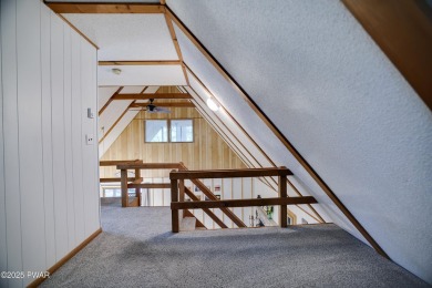 Charming Chalet with OVERSIZED SCREENED-IN PORCH in Amenity-Rich on The Hideout Golf in Pennsylvania - for sale on GolfHomes.com, golf home, golf lot