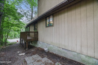 Charming Chalet with OVERSIZED SCREENED-IN PORCH in Amenity-Rich on The Hideout Golf in Pennsylvania - for sale on GolfHomes.com, golf home, golf lot