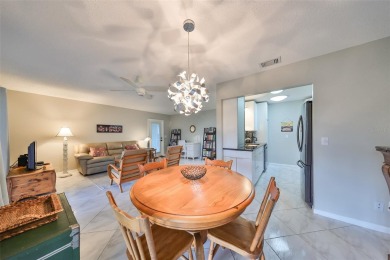 NO UPGRADES NEEDED, move right in to this beautiful Hampton on Kings Point Executive Golf Course in Florida - for sale on GolfHomes.com, golf home, golf lot