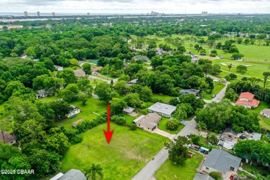 ORMOND BEACH LARGE OVERSIZED DOUBLE LOT GIVES YOU LOT OF SPACE on Riviera Country Club in Florida - for sale on GolfHomes.com, golf home, golf lot