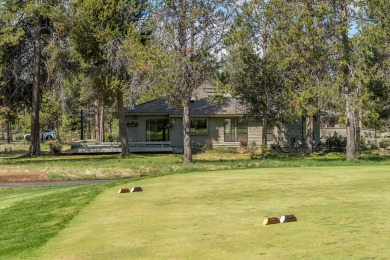Welcome this beautiful single-story home nestled on the 7th on Sunriver Woodlands Golf Course in Oregon - for sale on GolfHomes.com, golf home, golf lot
