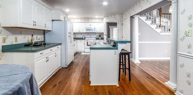 Stately Solid Brick Stunner! That's the best way to describe on Lexington Golf and Country Club in Virginia - for sale on GolfHomes.com, golf home, golf lot