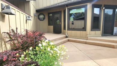 Lovely townhome in Kalispell fronting on the fairway at Buffalo on Buffalo Hill Golf Club in Montana - for sale on GolfHomes.com, golf home, golf lot