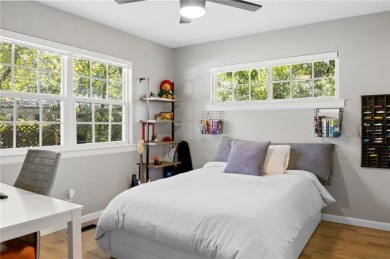 Beautiful remodeled home that backs up to the Tunnel Vision Bike on Bella Vista Country Club and Golf Course in Arkansas - for sale on GolfHomes.com, golf home, golf lot