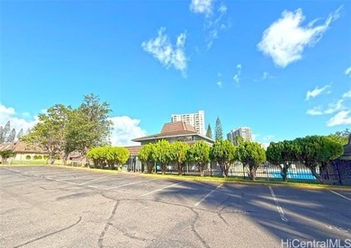 $60,000+ in renovation upgrades! This split-level 3-bedroom, 2 on Pearl Country Club in Hawaii - for sale on GolfHomes.com, golf home, golf lot