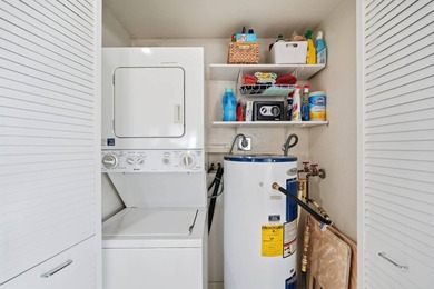 Beautifully updated 2 bedroom corner lot home. 2 full baths on Viewpoint Golf Resort in Arizona - for sale on GolfHomes.com, golf home, golf lot