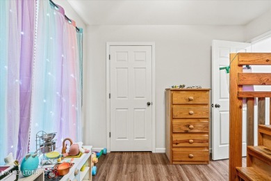 This beautifully maintained 2023 built 2 bed 2 bath home on Lake Tansi Village Country Club in Tennessee - for sale on GolfHomes.com, golf home, golf lot