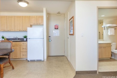 Exceptional Opportunity for Legal Short-Term/Daily Vacation on Ala Wai Golf Course in Hawaii - for sale on GolfHomes.com, golf home, golf lot