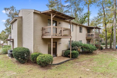 Buyer financing fell through. Well maintained quadraplex that is on Hilaman Park Golf Course in Florida - for sale on GolfHomes.com, golf home, golf lot