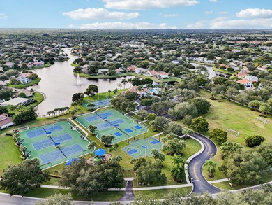 EGRET LANDING centrally located & lots of amenities! Move-in on The Golf Club of Jupiter in Florida - for sale on GolfHomes.com, golf home, golf lot