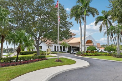 EGRET LANDING centrally located & lots of amenities! Move-in on The Golf Club of Jupiter in Florida - for sale on GolfHomes.com, golf home, golf lot