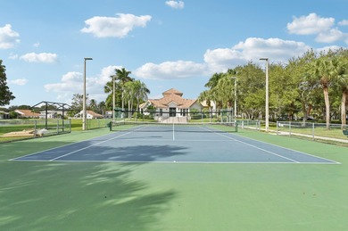 EGRET LANDING centrally located & lots of amenities! Move-in on The Golf Club of Jupiter in Florida - for sale on GolfHomes.com, golf home, golf lot