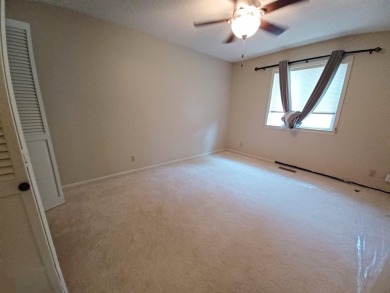 Beautifully remodeled 2-bedroom 2 bath home. Quaint 55 and older on Cedar Glade Golf Course in Arkansas - for sale on GolfHomes.com, golf home, golf lot