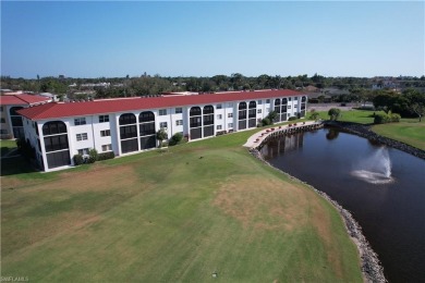 Upscale country club living at a reasonable price. This on High Point Country Club in Florida - for sale on GolfHomes.com, golf home, golf lot