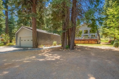 This three bedroom, 2 bath home is situated on a prime golf on Lake Almanor West Golf Course in California - for sale on GolfHomes.com, golf home, golf lot