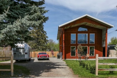 Contemporary living meets Livingston's timeless appeal. Built in on Livingston Golf Course in Montana - for sale on GolfHomes.com, golf home, golf lot