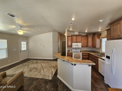 Hurry and take a look at this amazing 2 bedroom 2 bath Unit! on Viewpoint Golf Resort in Arizona - for sale on GolfHomes.com, golf home, golf lot