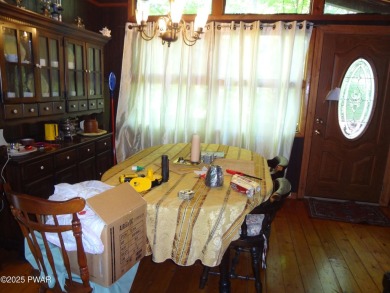 LAKE WALLENPAUPACK HOME IN BEAUTIFUL TANGLWOOD LAKES WITH LOTS on Paupack Hills Golf and Country Club in Pennsylvania - for sale on GolfHomes.com, golf home, golf lot
