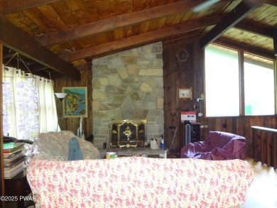 LAKE WALLENPAUPACK HOME IN BEAUTIFUL TANGLWOOD LAKES WITH LOTS on Paupack Hills Golf and Country Club in Pennsylvania - for sale on GolfHomes.com, golf home, golf lot