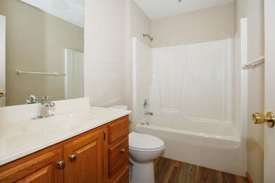 Don't miss this rare opportunity to move into a one-owner, 3 on Ironwood Golf Course in Illinois - for sale on GolfHomes.com, golf home, golf lot