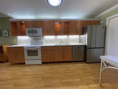 Fully remodeled 2/2 in Palm Aire with beautiful golf course on  in Florida - for sale on GolfHomes.com, golf home, golf lot