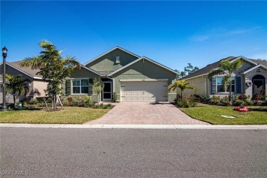 We love BUYER'S agents! Welcome to this AMAZING CALI MODEL on Herons Glen Golf and Country Club in Florida - for sale on GolfHomes.com, golf home, golf lot