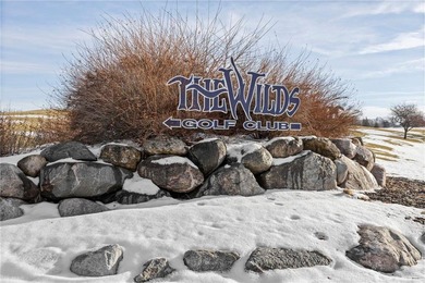 Absolutely amazing one-level living in The Wilds Golf Course on The Wilds Golf Club in Minnesota - for sale on GolfHomes.com, golf home, golf lot