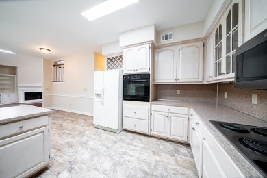 Move-in Ready in desirable Maple Ridge Subdivision.  This 4 on Maple Ridge Golf Club in Georgia - for sale on GolfHomes.com, golf home, golf lot