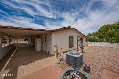Nicely maintained home. Vinyl plank flooring in entry, kitchen on Oakwood Golf Club  in Arizona - for sale on GolfHomes.com, golf home, golf lot