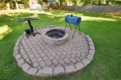 Welcome to this cozy 3-bedroom, 2-bathroom home, offering 1,427 on Cherry Springs Golf Club in Oklahoma - for sale on GolfHomes.com, golf home, golf lot