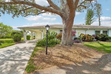 Some of the pictures are virtually staged pictures.  This on Falcon Watch Golf Club in Florida - for sale on GolfHomes.com, golf home, golf lot