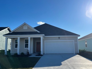 *Move in READY! *3 bedroom, 2 bath *Welcoming front porch on Aberdeen Golf and Country Club in South Carolina - for sale on GolfHomes.com, golf home, golf lot