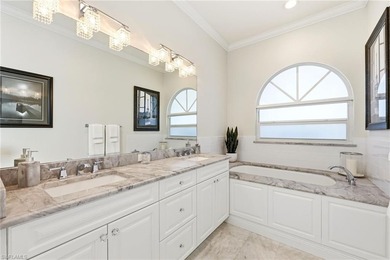 Welcome to Highland Woods Golf and Country Club. This impressive on Highland Woods Golf and Country Club in Florida - for sale on GolfHomes.com, golf home, golf lot