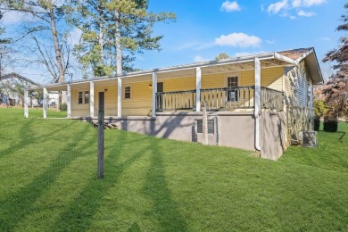 Nestled in Sky Park View SD is this newly Remodeled 1600 S/f on Turtle Point Yacht and Country Club in Alabama - for sale on GolfHomes.com, golf home, golf lot