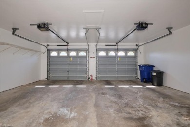 TURNKEY, end-unit condo in The Forest Country Club! This 1,693 on The Forest Country Club in Florida - for sale on GolfHomes.com, golf home, golf lot