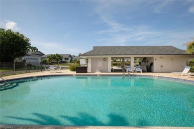TURNKEY, end-unit condo in The Forest Country Club! This 1,693 on The Forest Country Club in Florida - for sale on GolfHomes.com, golf home, golf lot