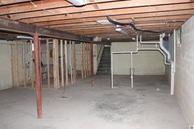 This beautifully renovated home has been completely gutted and on Benton Golf and Country Club in Kentucky - for sale on GolfHomes.com, golf home, golf lot