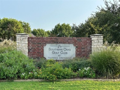 Welcome home to the Southern Oaks Golf Course at Thomas Crossing on Southern Oaks Golf Club in Texas - for sale on GolfHomes.com, golf home, golf lot