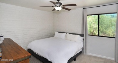 Lovely light and bright 2/bed 2/bath corner, upstairs condo with on Oro Valley Country Club in Arizona - for sale on GolfHomes.com, golf home, golf lot