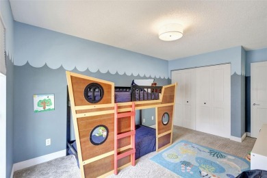 FEATURED ON HGTV'S HOUSE HUNTERS! -This stunning 4-bedroom on Bradenton Country Club in Florida - for sale on GolfHomes.com, golf home, golf lot